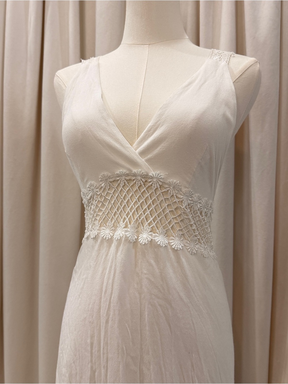 Boutique Boho White Lace Halter Maxi Dress | Size S